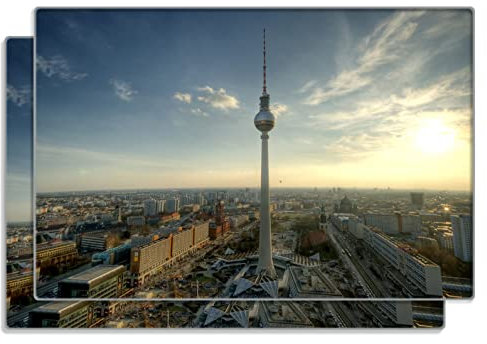 Wallario 2er Set Frühstücksbrettchen aus Glas, Glasunterlage, Glasbrettchen Fernsehturm Berlin mit Panoramablick über die Stadt, Größe 30 x 20 cm, Sicherheitsglas