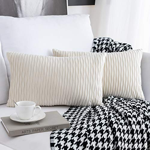 Sunia Kissenbezüge 30x50 cm Set mit 2 Samt Moderne Kissenbezüge dekorativen quadratischen rechteckigen Kissenbezüge für Couch Bett Sofa Stuhl Schlafzimmer Wohnzimmer, Creme Weiß