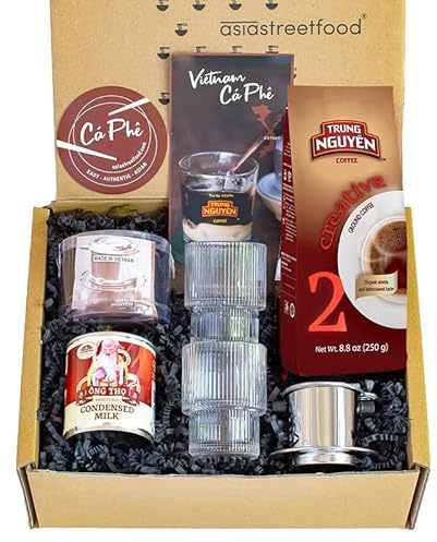 asiastreetfood Vietnam Kaffee Box – 250 g Kaffee & gezuckerte Kondensmilch | 2 Metallfilter & 2 Gläser von Trung Nguyen - Rezeptkarte für original vietnamesischen Eiskaffee