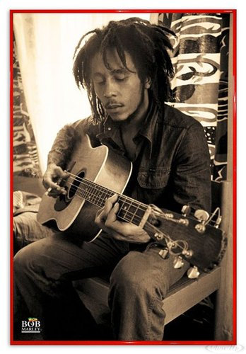 Close Up Bob Marley Poster Gitarre (94x63,5 cm) gerahmt in: Rahmen rot