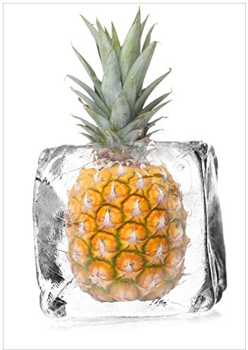 Wallario Poster - Ananas in Eiswürfel - Eiskaltes Obst in Premiumqualität, Größe: 70 x 100 cm (Riesenposter)