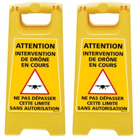 Signalétique.biz France CHEVALET INTERVENTION DE DRONE EN COURS JAUNE PLIABLE. CHEVALET SIGNALISATION PLIABLE. PANNEAU SIGNALISATION SUR PIEDS. À L’UNITÉ OU LOT 2-60 CM X 30 CM.