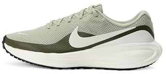 Nike Unisex Nike Revolution 8Sneaker