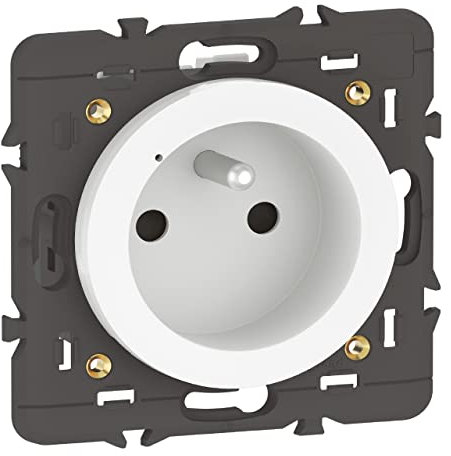 prise de courant connectée 2p+t - céliane with netatmo - blanc - legrand 067725a