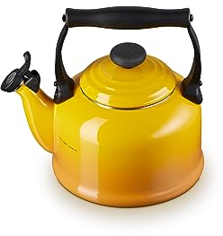 Le Creuset Tradition Bollitore, Capacità 2.1 L / 2.2 Qt, Acciaio Smaltato/Manico in Fenolo, Nectar, 40102026720000