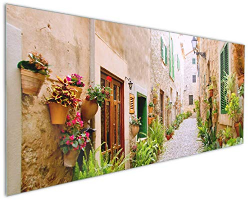 Wallario Küchenrückwand aus Glas 125 x 50 cm, Motiv: Südländische Gasse mit Alten Häusern und grüner Oase | Spritzschutz abwischbar & pflegeleicht