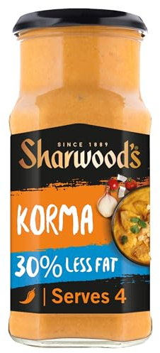 Sharwood's Indian Korma Sauce, 30% Less Fat, 420 g Jar | Deliciously Rich & Creamy, Vegetarian Friendly, Quick & Easy Meal Solution, Perfect for Authentic Indian Dishes