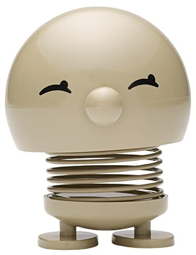 Hoptimist Bimble Wackelfigur & Glücksbringer, Skandinavische Deko Figuren für Wohnzimmer, Schreibtisch, Büro, Bürodeko & Lustige Kleine Geschenke, 7,4 x 8,5 x 9,5 cm, Medium, Latte