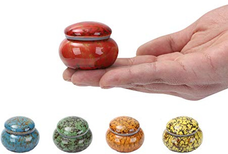 Kleine Keramikurne für menschliche Asche – 4,1 cm handgefertigtes, schönes kleines Andenken – Mini-Urne fasst 3,1 Kubikzoll (rot)