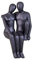 IDYL Moderne Skulptur Figur Sandsteinguss Sitzendes Liebespaar | wetterfest | schwarz | 29x27x55 cm | Dekorationsfigur für jeden Wohnbereich