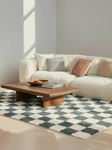 RugVista Chessie Teppich, 160 x 230 cm, Grün/Off Weiß | Moderne, Rechteckig, Niedriger Stapel, Nur chemische Reinigung, Oeko-Tex 100, Wohnzimmer, Schlafzimmer