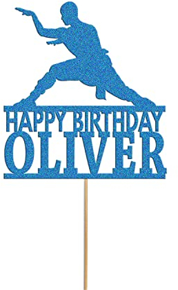 Tortenaufsatz für Karate, Kampfsport-Kuchen, personalisierbar, für Jungen mit Namen und Alter (blau)