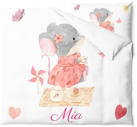 Pictogogo Personalisierte Baby Bettwäsche mit süßem Mäusemotiv - 80 x 80 cm, Wählbare Unterfarbe aus Baumwolle, Kinderbettwäsche, Bettwäsche Mit Namen, Babybett Komplett Set Mit Reißverschluss