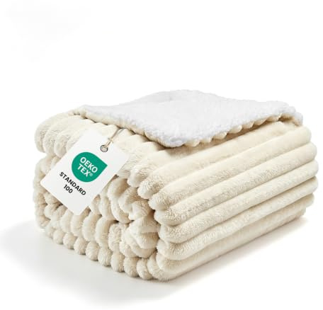 CELESTA Sherpa Dicke Kuscheldecke Flauschig 150x200, Beige | Sherpa & Streifen Couchdecke, Decke Sofa, Sofaüberwurf Decke, wohndecke 150x200, Maschinenwaschbar Winterdecke