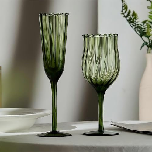 Juego de copas de vino de color verde vintage acanaladas en relieve, copas de vino de tallo verde de 13.5 onzas, juego de copas de champán, cristalería de color cristal de 13 onzas para decoración del