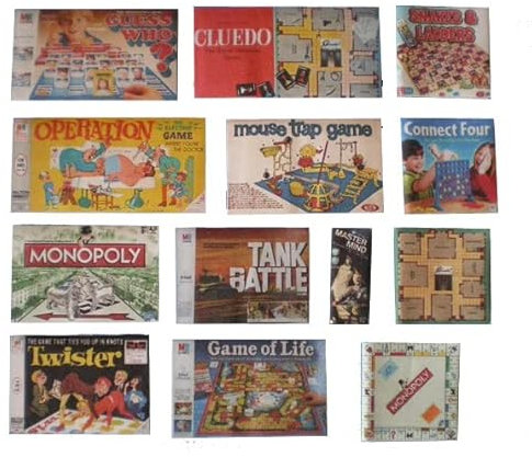 Dolls house accessories - Board games