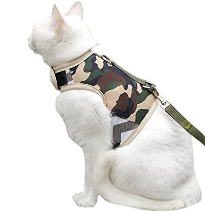 Yizhi Miaow Katzengeschirr und Leine, Set zum Spazierengehen, ausbruchsicher, verstellbares Katzengeschirr, gepolstert, stilvolle Katzen-Wanderjacken, Camouflage-Grün, Größe XL