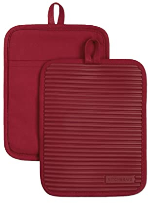 KitchenAid Gerippte Topflappen aus weichem Silikon, 2 Stück, Passion Red, 17,8 x 22,9 cm