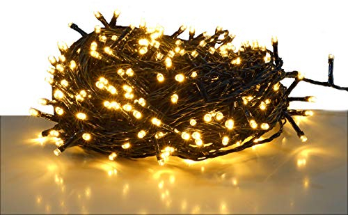 LED Lichterkette mit 500 LED - warm weiß/Kabel: grün - für den Innen- und Außenbereich - Weihnachtsbaum Lichterkette