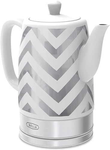 BELLA Hervidor eléctrico y tetera - Calentador de agua de cerámica con base giratoria extraíble, función de apagado automático y protección al hervor, 1,5 litros, chevrón plateado
