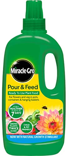 Miracle Gro Pour & Feed 1 Litre
