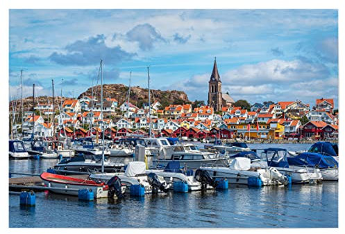 artboxONE Poster 30x20 cm Natur Meer, Marina, Boote, Stadt - Bild schweden fjällbacka Hafen