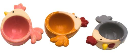 3er Set Eierbecher Hühner, Eihalter, Eideko, Frühstücks - Eierbecher, Huhn - Eierbecher,Eierbecherset, Eihalter 3 - teilig aus Steingut in gelb/rosa/grau L/B/H 7 x 3 x 8 cm Lieferumfang 3 Stück.