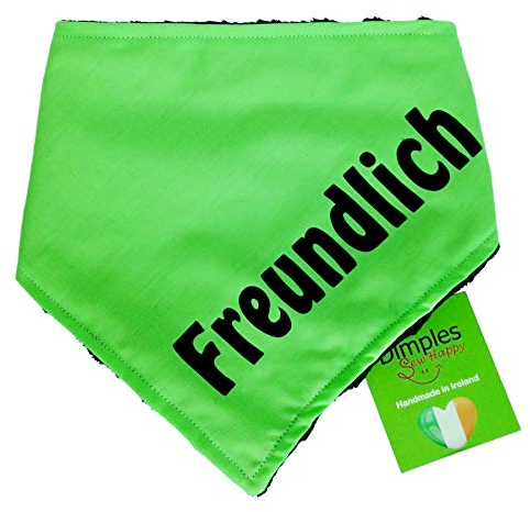 Dimples Hundehalstuch Grün - FREUNDLICH - für gutmütige Hunde der Hunderassen wie Staffordshire Terrier, Rhodesian Ridgeback, Dobermann, Schäferhund, Bullterrier oder andere Rassen45cm