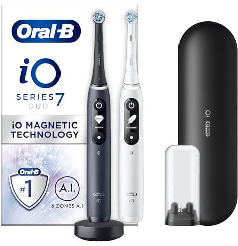 Oral-B iO7 2x Electric Toothbrushes For Adults, App Connected Handles, 2 Ultimate Clean Toothbrush Heads & 1 Travel Toothbrush Set Case, 5 Modes, Black/White
