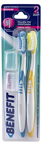 Benefit Spazzolino Medium Azione Attiva, Manico Flessibile, Impugnatura Comfort, Testina Compatta, Confezione Risparmio - 2 Unità (colori assortiti)