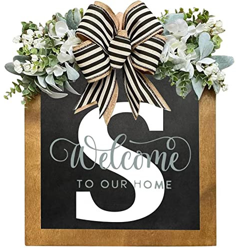 tinysiry Letter Initials Wreath Wall Monogram Hanging Sign, Personalised Wood Letter for Front Door Hanger, Welcome Wreath Porch Décor S 30cm