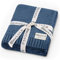 Bleu La La Bio Empfangs Puckdecke - 100% luxuriöse Bio-Weichbaumwollstrick warme gemütliche Kuscheldecke für Kinderwagen und Wiege geeignet für Neugeborene Säuglinge und Kleinkinder. (Kobaltblau)