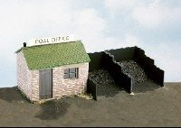 Wills Kits Coal Yard & Hut Kit