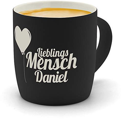 printplanet - Kaffeebecher mit Namen Daniel graviert - SoftTouch Tasse mit Gravur Design Lieblingsmensch - Matt-gummierte Oberfläche - Farbe Schwarz