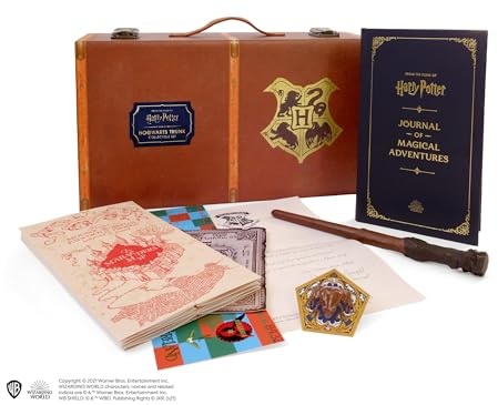 Harry Potter: Hogwarts Trunk Collectible Set