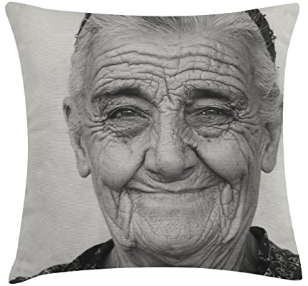 Bloomingville - Dekokissen/Zierkissen/Sofakissen - Grandmom/Oma - 50 x 50 cm