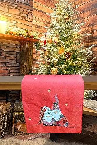 KAMACA Tischläufer 40x140 cm mit filigraner Stickerei Küche Esstisch Tisch Dekoration Eyecatcher in Herbst Winter Weihnachten (Wichtel rot)