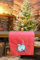 KAMACA Tischläufer 40x140 cm mit filigraner Stickerei Küche Esstisch Tisch Dekoration Eyecatcher in Herbst Winter Weihnachten (Wichtel rot)