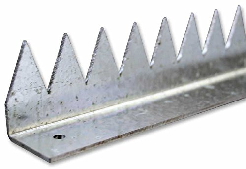 Bordure défensive pliée galva et découpée au laser h=40mm l=30mm ep=2,5mm L=2M