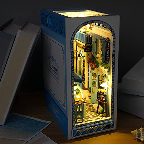 Mamamax Puzzle 3D Bois Kit de Coin de Livre Bricolage Maquette de Maison Book Nook avec Lumière LED Kit pour Étagère Serre-Livres pour Anniversaire Fête (Ville balnéaire)