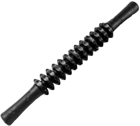 Taeku Massageroller Muskel Roller Stick, 44cm Ergonomischen Griffe Ultraportabel Massagegerät Multifunktions Muskel Massagerolle Geeignet für Beine Rücken Schultern Nacken (Schwarz)