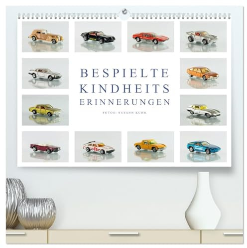 Bespielte Kindheitserinnerungen (hochwertiger Premium Wandkalender 2026 DIN A2 quer), Kunstdruck in Hochglanz: Modell-Autos erwecken bei vielen Erwachsenen Kindheitserinnerungen (CALVENDO Mobilitaet)