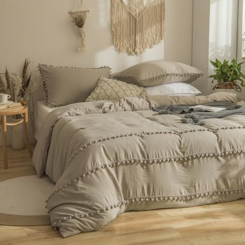 Freyamy Housse de Couette 200x200cm+2 Taie d'oreiller 65x65cm Frange Bohème Pompoms Kaki Parure de lit 2 Personnes Adulte Fille Sets de Housse Couette en 100% Microfibre Lavé avec Fermeture Éclair