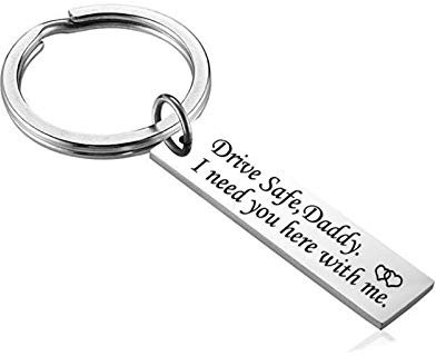 AMDXD Keychain Cute, Anneau Porte Clé Acier Inoxydable Plaque Militaire Gravure Drive Safe, Daddy,I Need You Here with me., Argent, 4 X 1CM