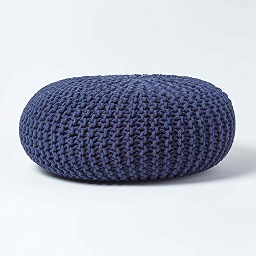 Homescapes Pouf Strickpouf rundes Bodenkissen, Sitzpouf 70 x 23 cm, gepolsterter Sitzhocker, Sitzpuff/Puff mit grob gestricktem Bezug aus 100% Baumwolle, Strickpuff, blau/Marineblau