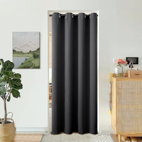 BGment Dunkelgrauer Türvorhang, 203 cm Länge, für Tür, Schlafzimmer, Schrankvorhang, Privatsphäre, thermisch isoliert, Verdunkelungsösen, Raumteiler für Raumtrennung, 1 Panel, 132 cm breit