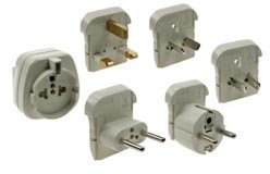 Waytex 52203 - Adattatore Universale da Viaggio per Prese elettriche, Colore: Bianco