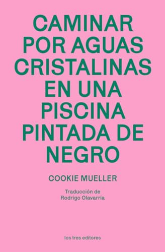 Caminar por aguas cristalinas en una piscina pintada de negro (LOS TRES EDITORES)