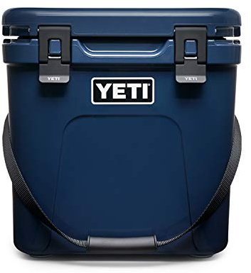 YETI - Nevera Roadie 24, color azul marino