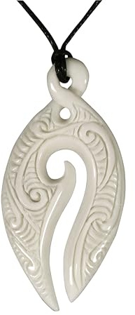 Island Piercings Handgefertigter Hai Matau Anhänger im Maori Design inkl. Band PB433
